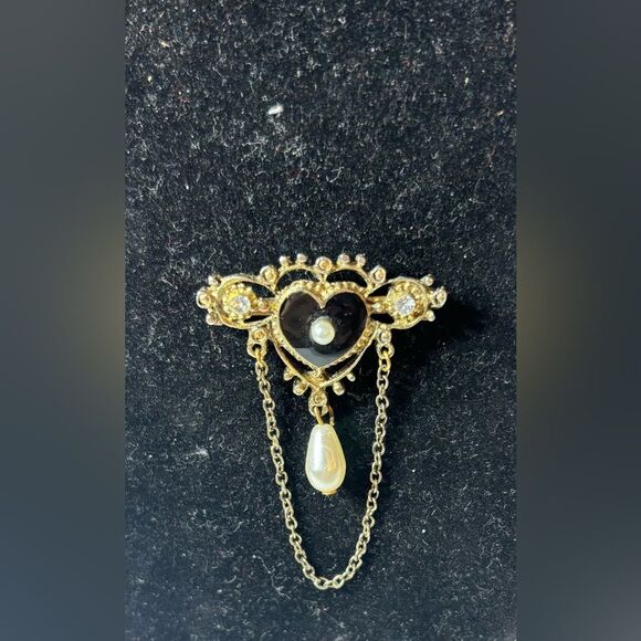 Vintage Brooch Excellent Preloved Condition - Picture 1 of 4